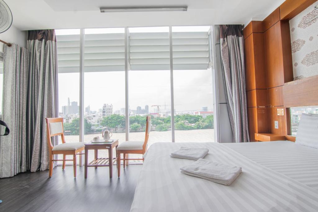 Ngọc Tùng Hotel