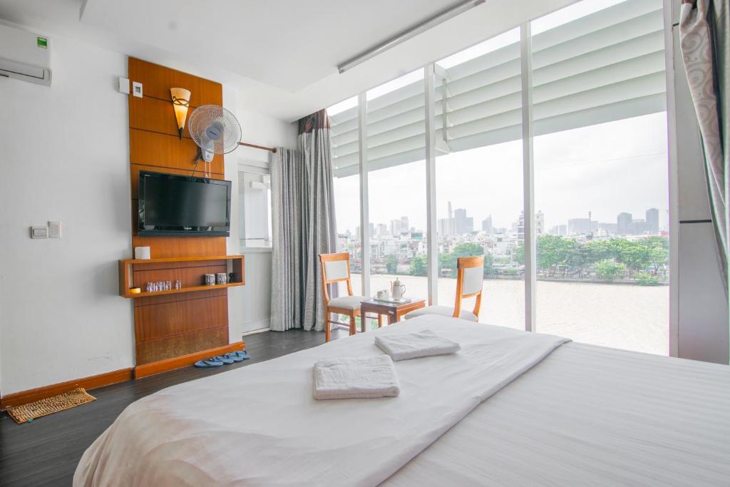 Ngọc Tùng Hotel