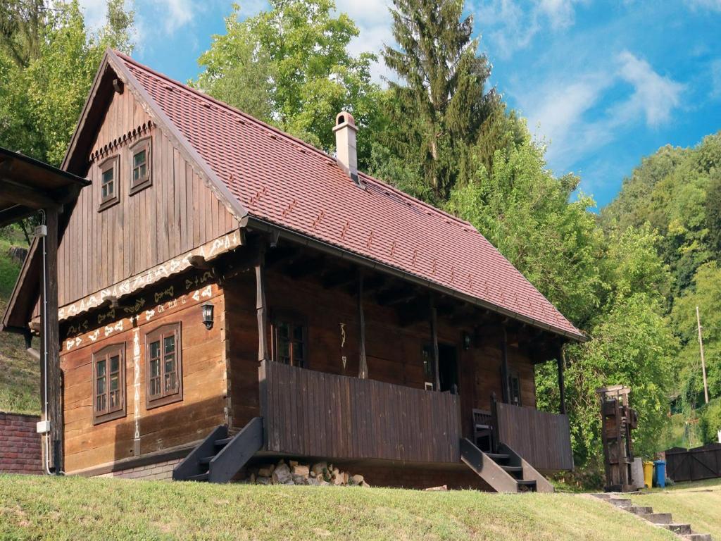 Tradicionalna zagorska drvena kuća Stara murva photo 1