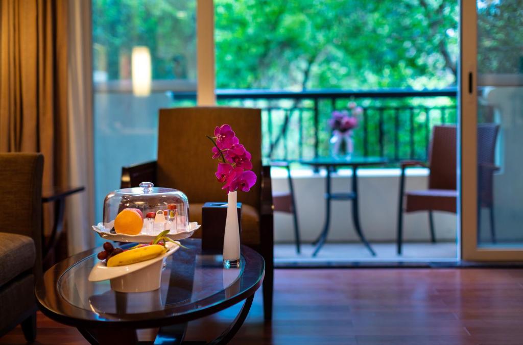 Good View Hotel Tangxia - 15 mins drive from Dongguan South Railway Station Room Type - Deluxe Suite
