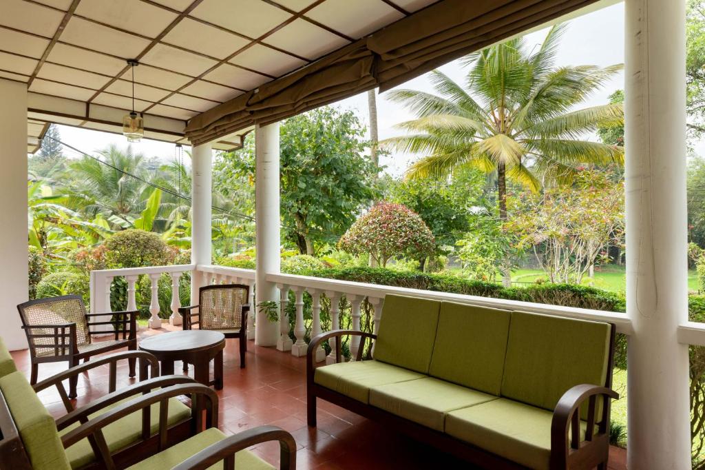 Surveyor's Residence Bungalow photo 4
