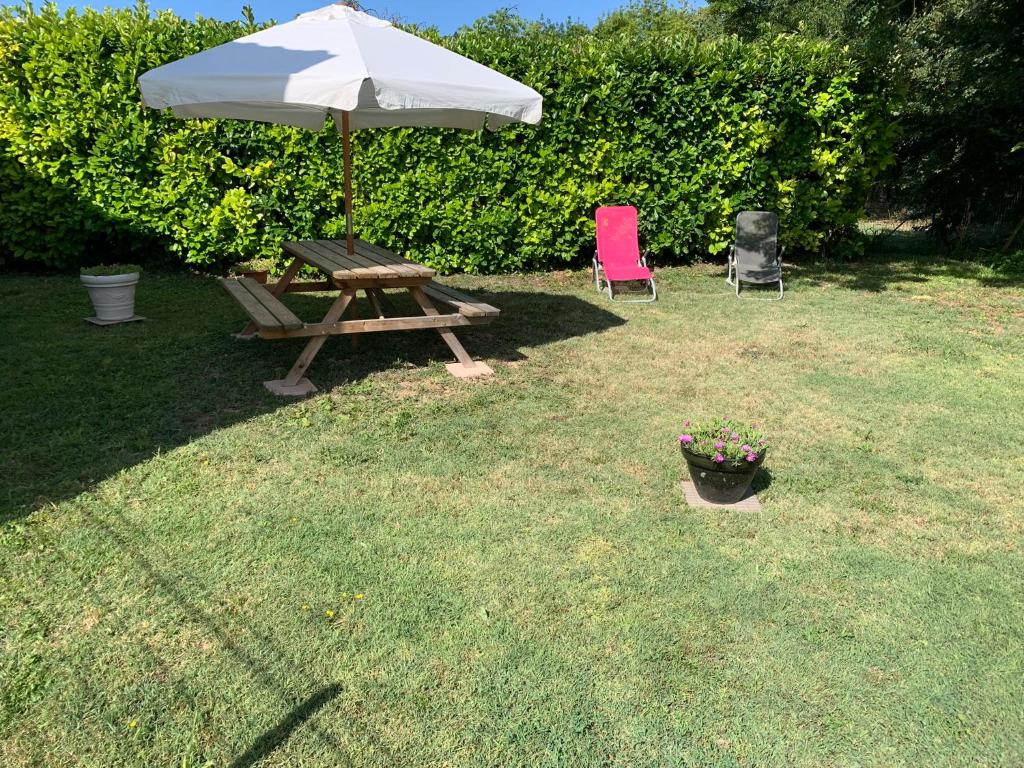 maison avec jardin et parking privé photo 3