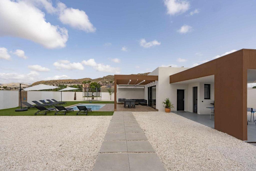 Villa de lujo riopark photo 3
