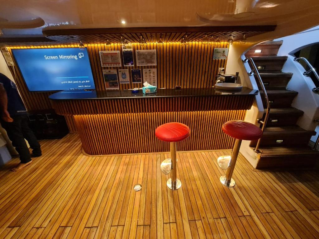 VIP Yacht Diving Club photo 4