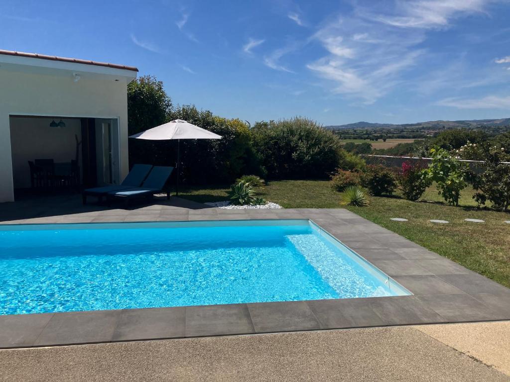 Gite BamBou avec piscine photo 1