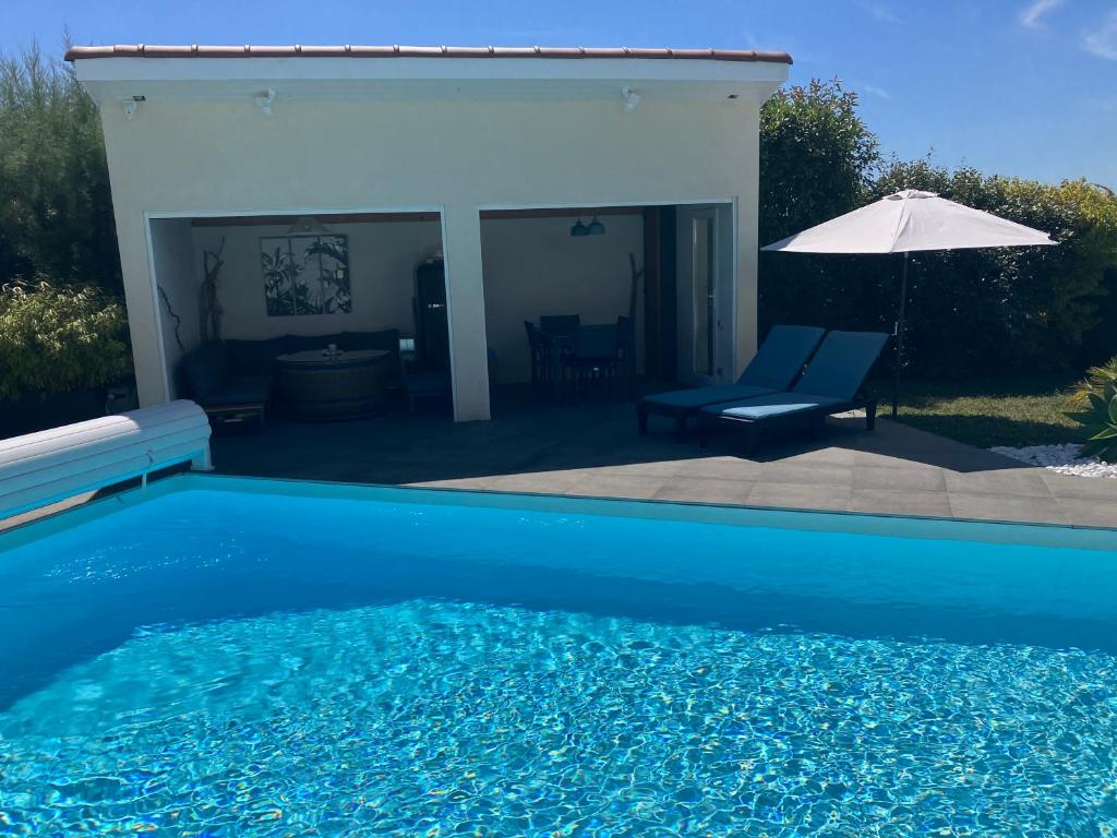 Gite BamBou avec piscine photo 2