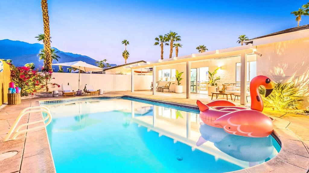 Golden Villa - Pool - Best Views - Game Room photo 1