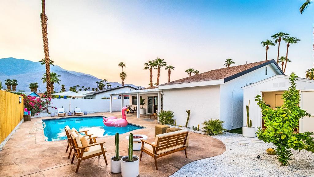 Golden Villa - Pool - Best Views - Game Room photo 2
