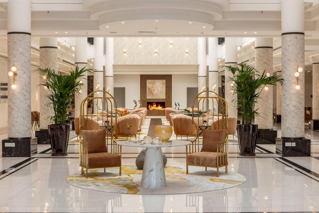 Hilton Nicosia photo 2