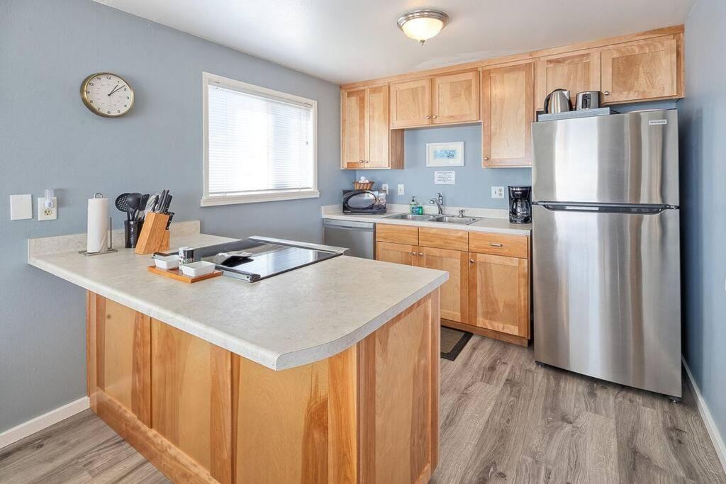 Ocean View Village Condo with Trails to Beaches photo 1