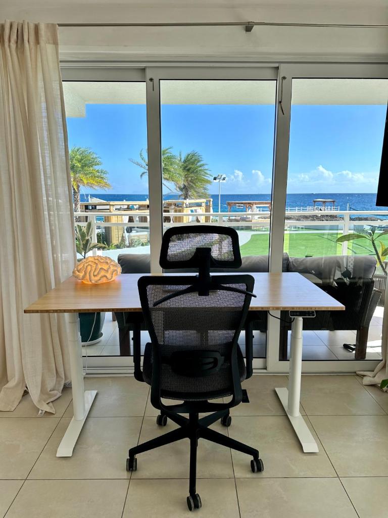 Maho Beach Hideaway Lux 1BR next to The Morgan Resort photo 2