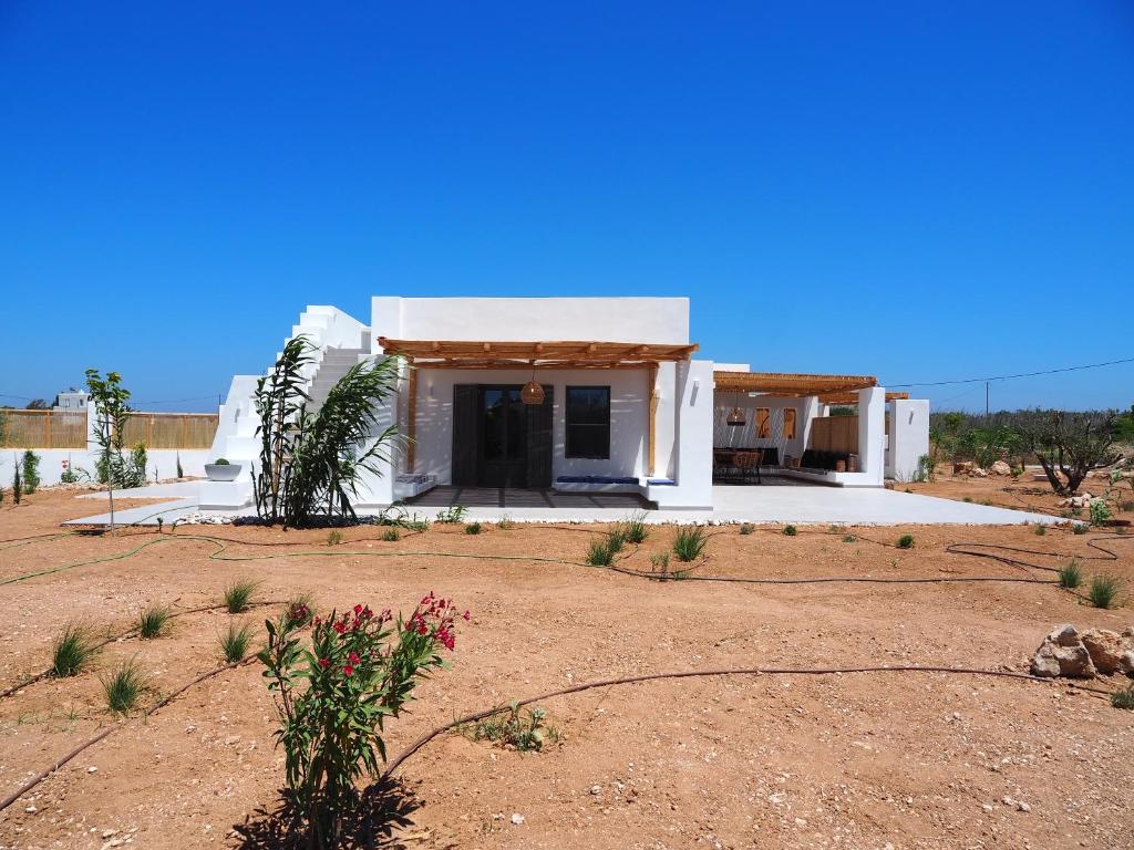 SeeTheSea Brand new luxury property for 4 guests by the Sea! photo 2