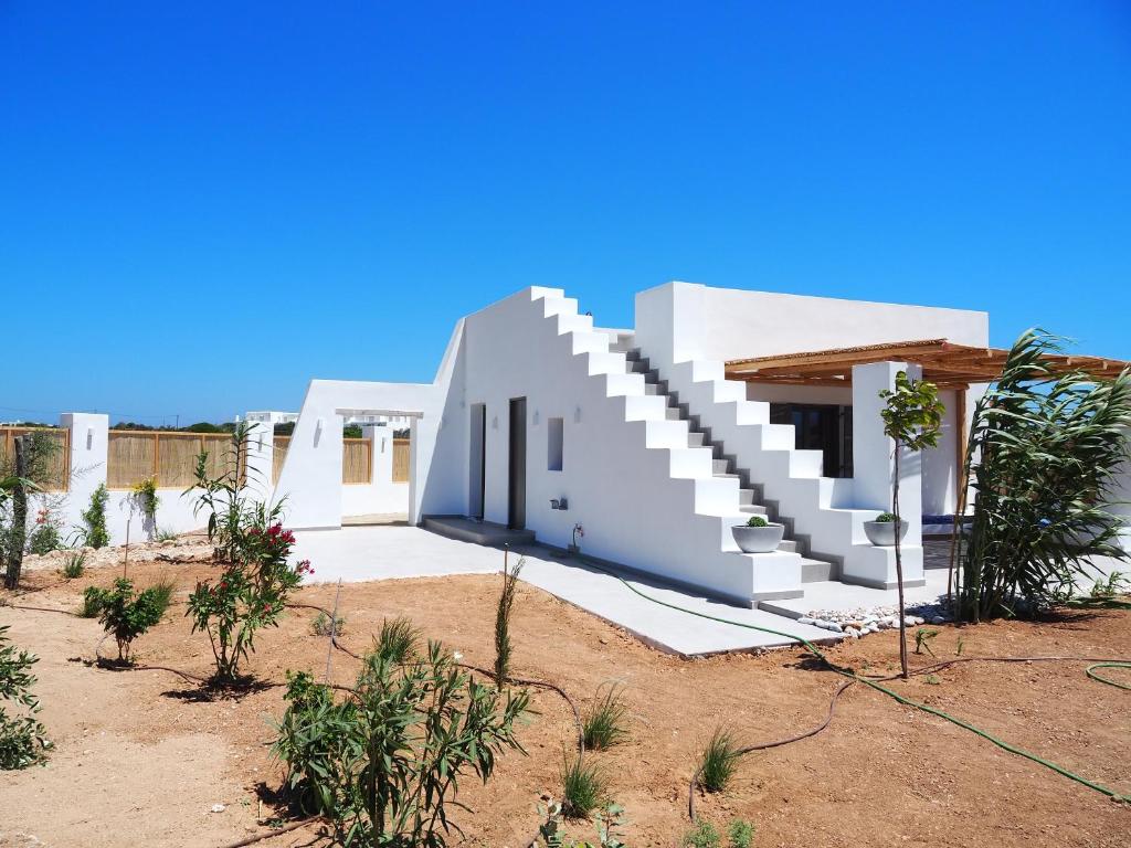 SeeTheSea Brand new luxury property for 4 guests by the Sea! photo 3