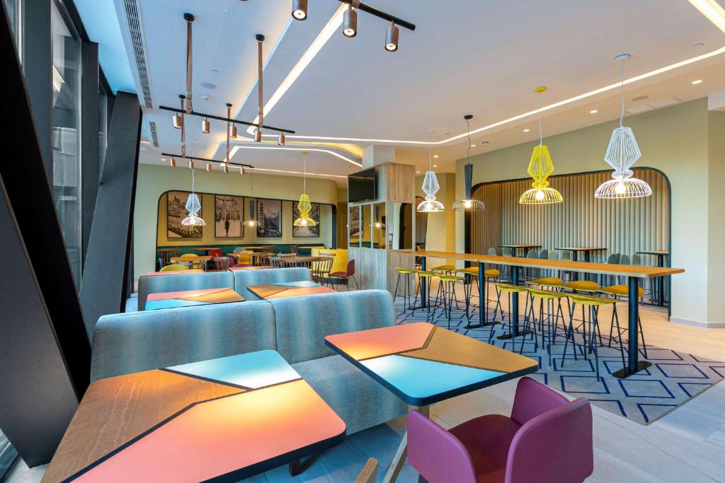 Hampton By Hilton Alcobendas Madrid photo 2