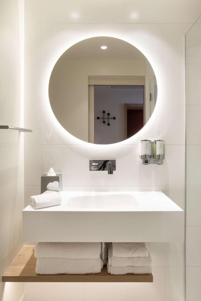 Hampton by Hilton Riga Airport - Tap to explore photos