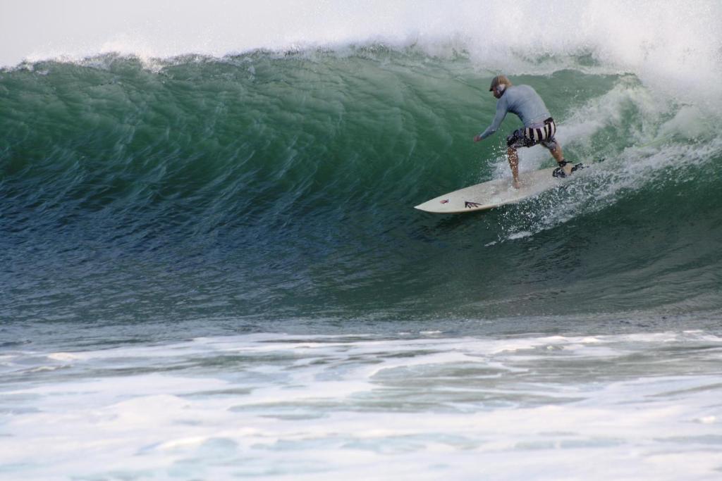 Punta Roca Surf Resort photo 2