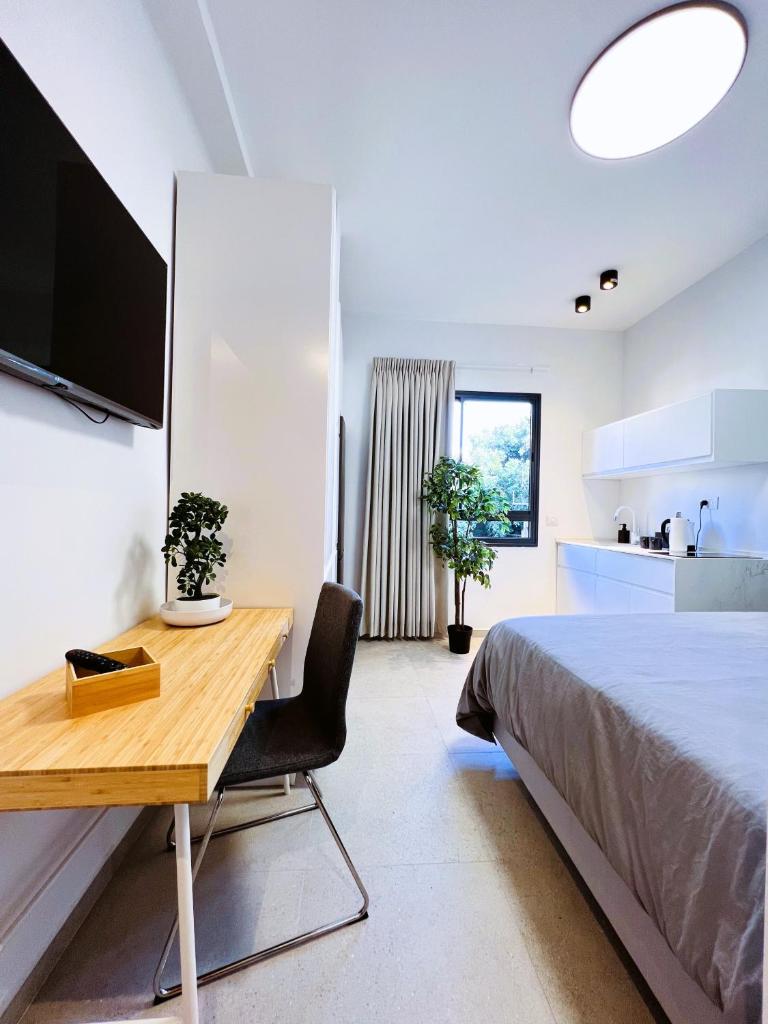 White Door Apartments photo 3