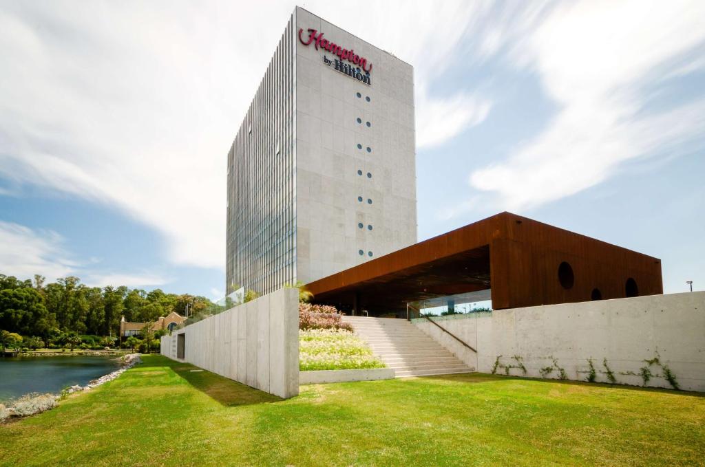 Hampton By Hilton Montevideo Carrasco photo 1