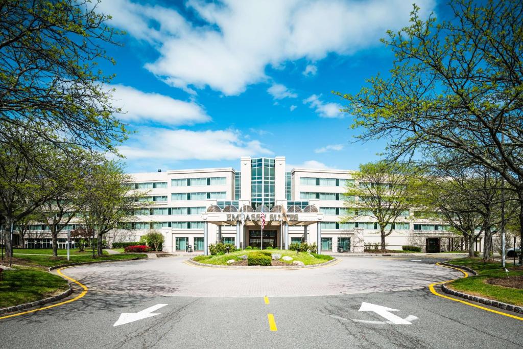 Embassy Suites by Hilton Parsippany image
