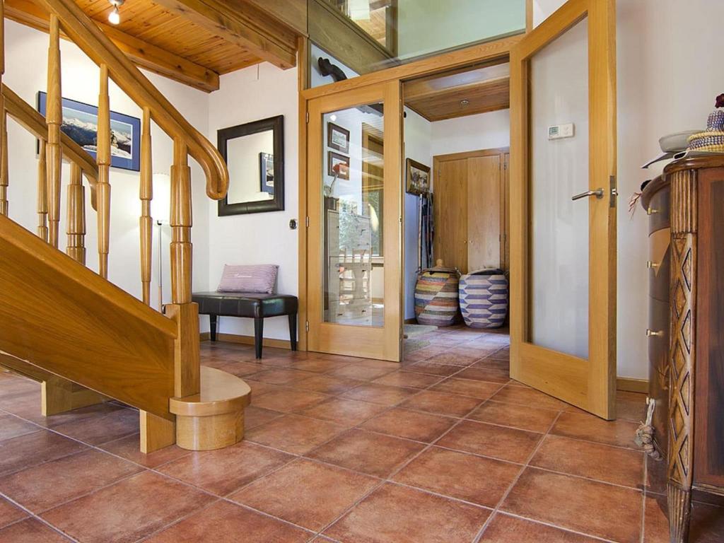 Modern Mansion in Vielha with Sauna and bubble bath photo 3