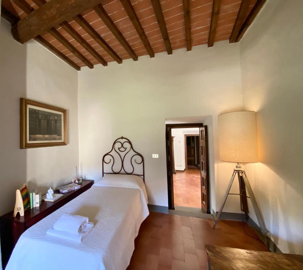 Residenza Villa Degli Ochi - Tap to explore photos