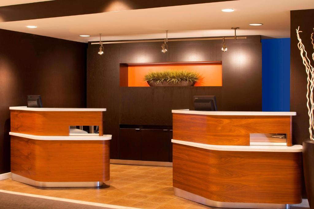 Courtyard by Marriott Columbus Tipton Lakes photo 3
