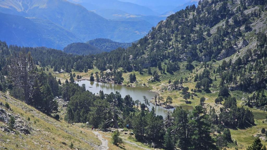 Appartement pieds des pistes, 6p, piscine ouverte pendant l'ouverture de la station, vue imprenable, Chamrousse photo 4