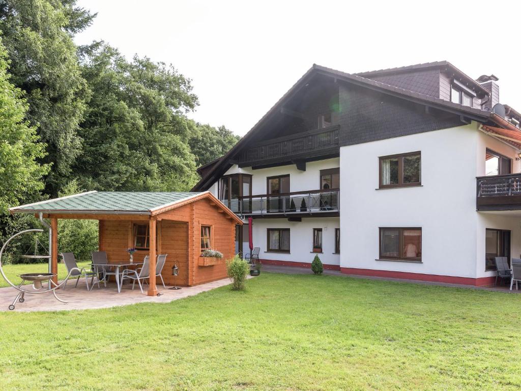 Quaint Apartment in Hüttenthal with Garden photo 3
