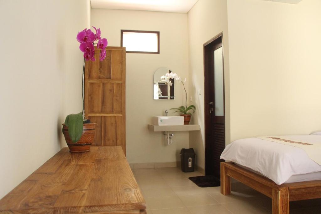 Двухместный (Двухместный номер с 1 кроватью и видом на бассейн), Jonsen Homestay