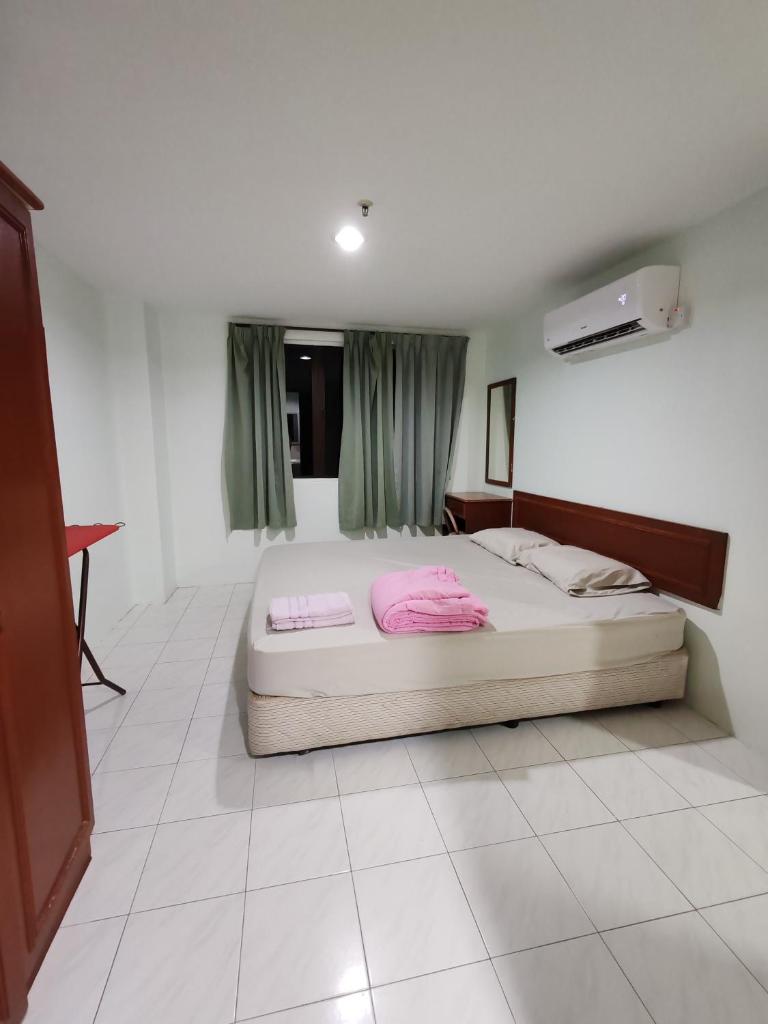 2 mins to beach Apartment 3 rooms photo 4