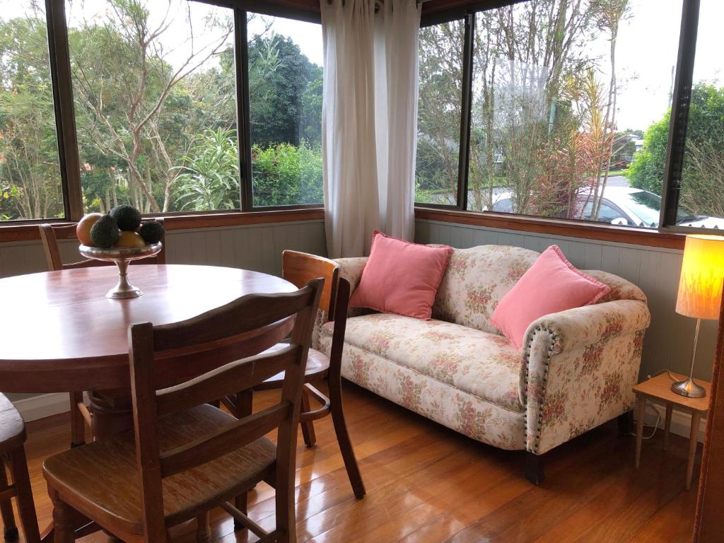 Jindy's Cottage Atherton photo 2