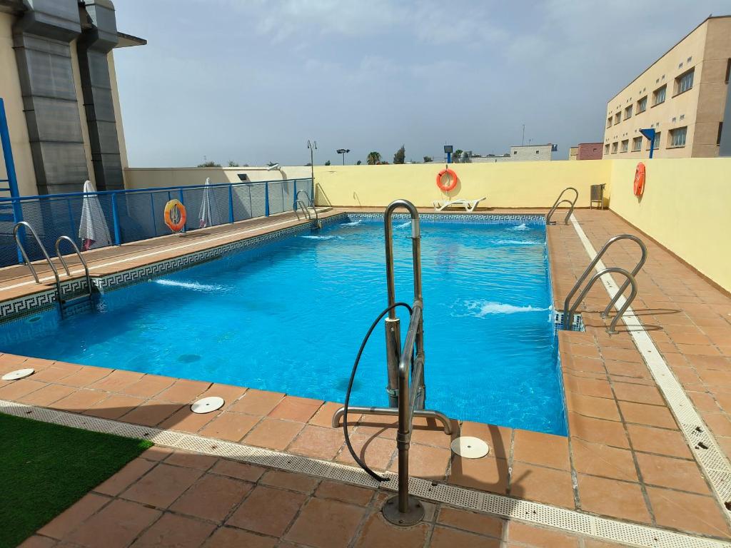 Acceso Sevilla Piscina Moderno Parking Gratis photo 1