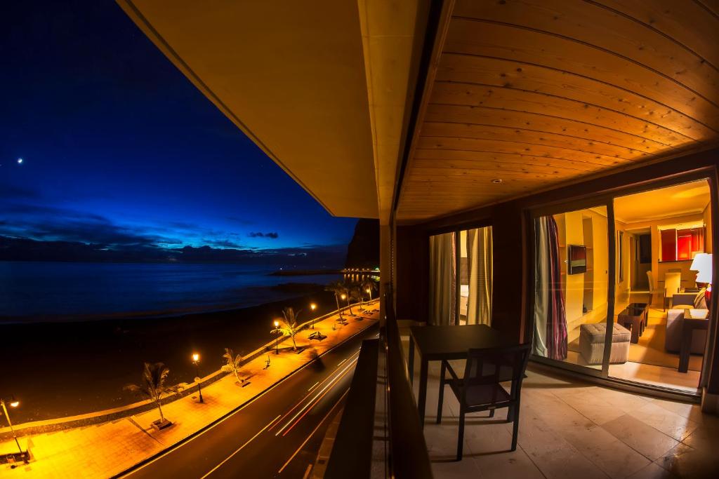 Balcón del Puerto, Ático-Solarium