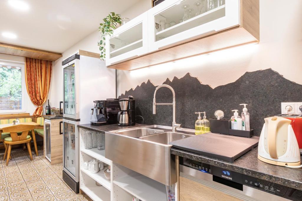 Mountain Fresh - alpine easy stay photo 4