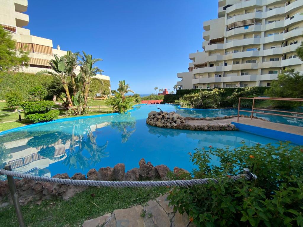 Modern Sea view Studio In Benal Beach photo 3