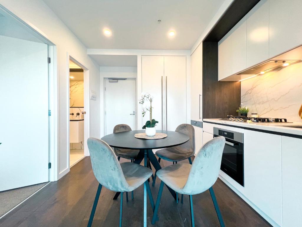 Apartment with nice view in Boxhill 8A photo 1