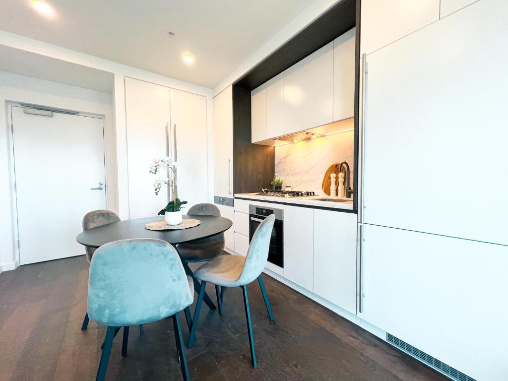 Apartment with nice view in Boxhill 8A photo 2