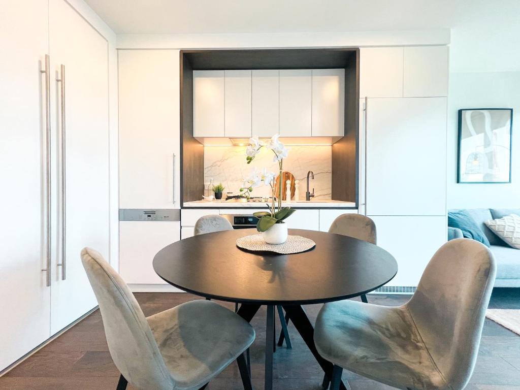 Apartment with nice view in Boxhill 8A photo 3