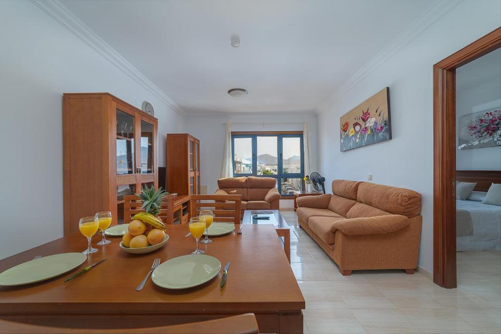 Mireya Apartment