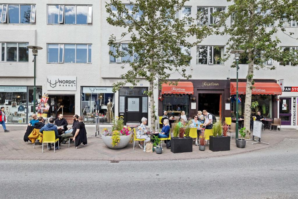 Venture Vacations - Down Town RVK Shopping Street Living photo 4