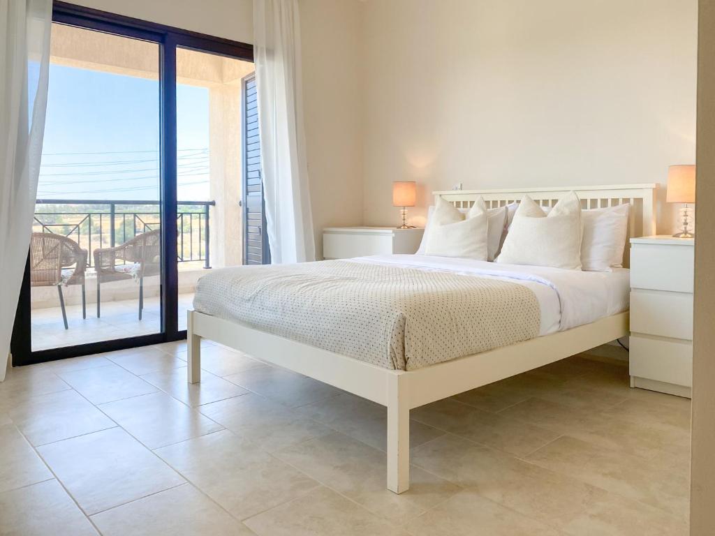 Phaedrus Living: Luxury Villa Erimi photo 2