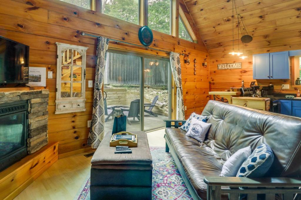 Luray Cabin Near Downtown and Shenandoah River photo 4
