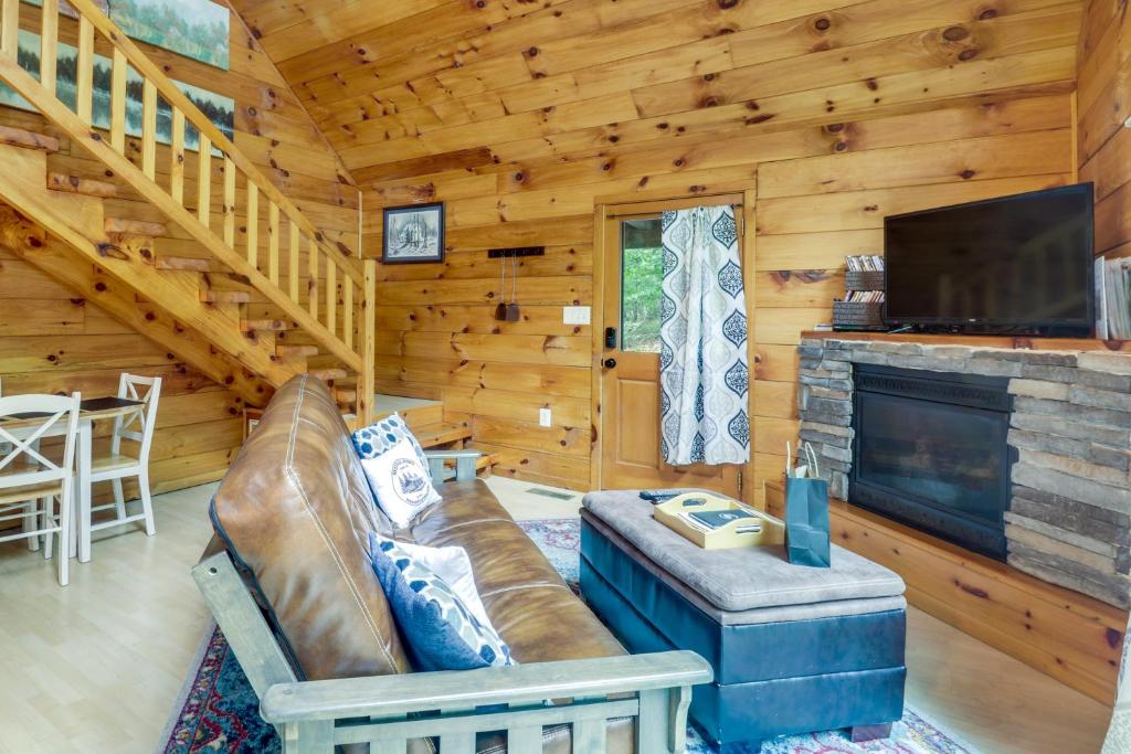 Luray Cabin Near Downtown and Shenandoah River photo 2