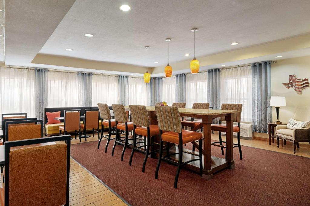 Hampton Inn Abilene photo 4