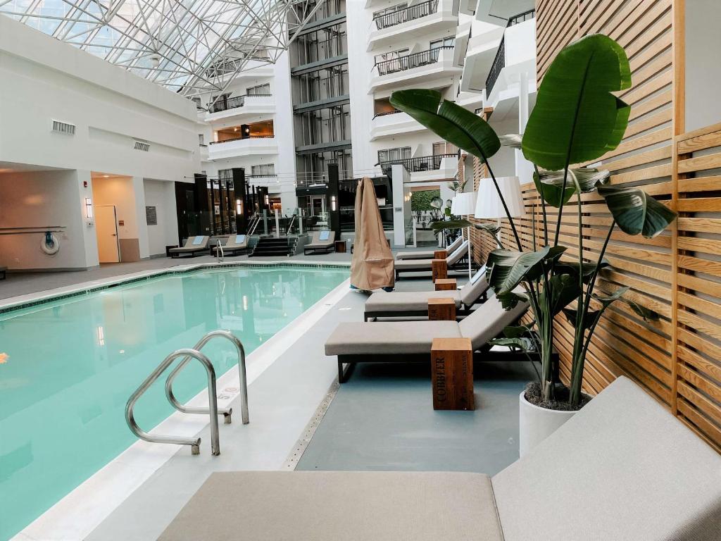 Hilton Boston/Woburn image