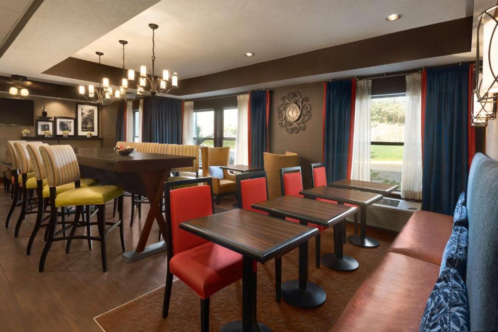 Hampton Inn Battle Creek photo 4