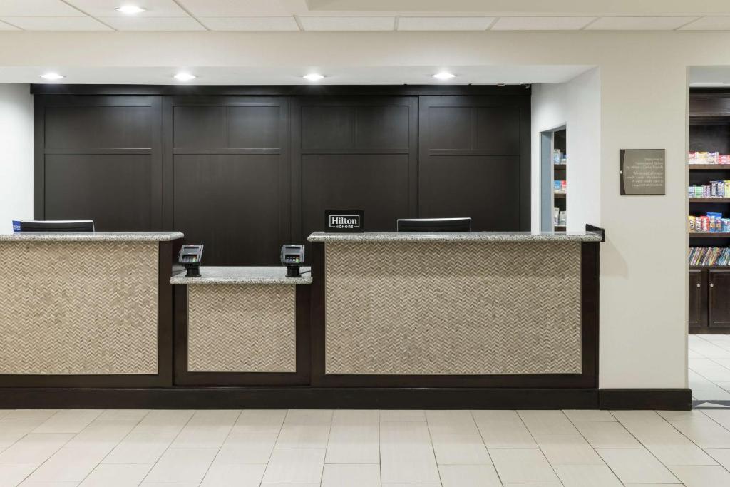 Homewood Suites by Hilton Cedar Rapids-North photo 3