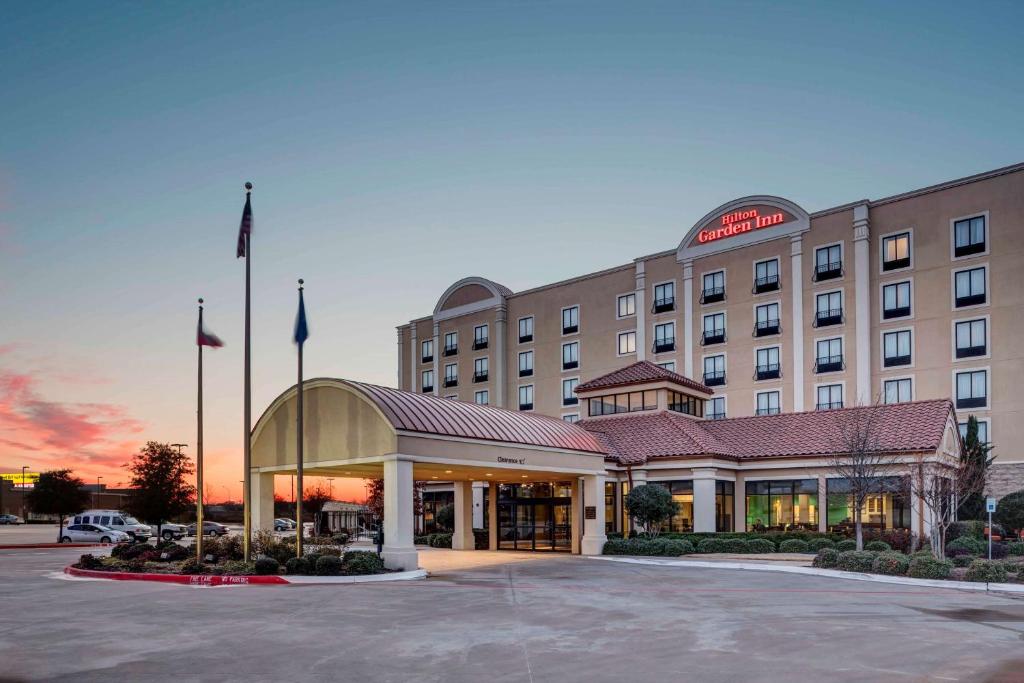Hilton Garden Inn Dallas Lewisville image