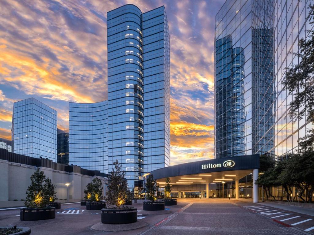 Hilton Dallas Lincoln Centre image