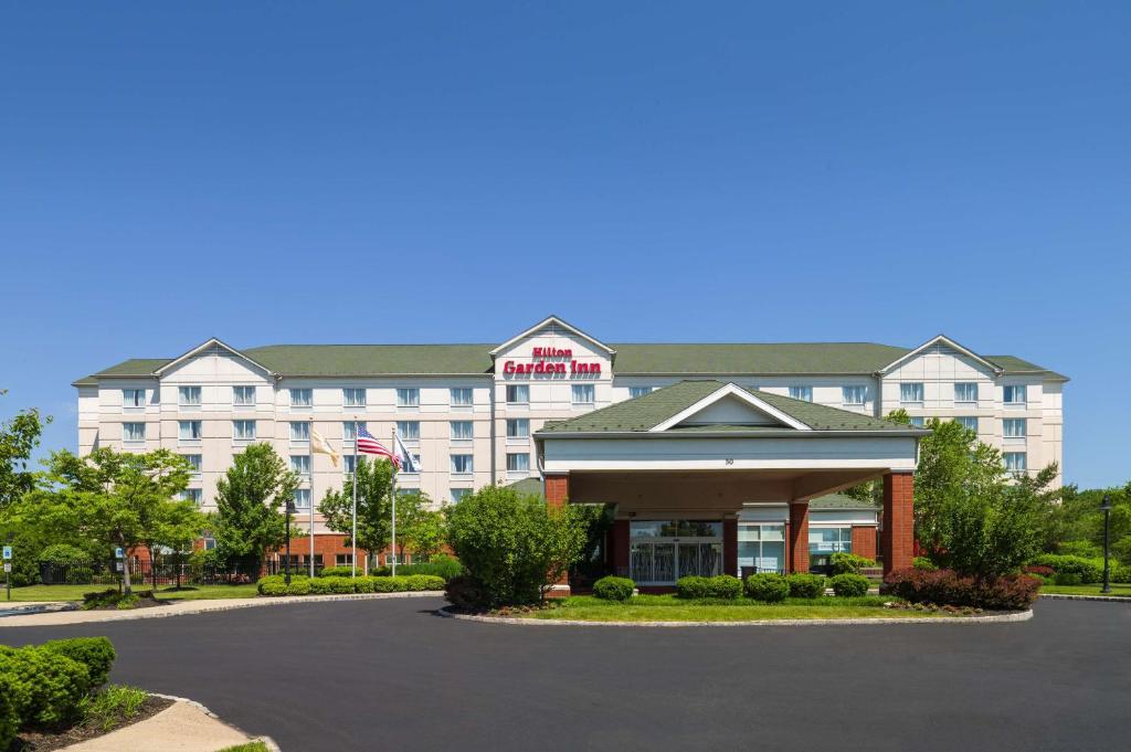 Hilton Garden Inn Edison/Raritan Center image